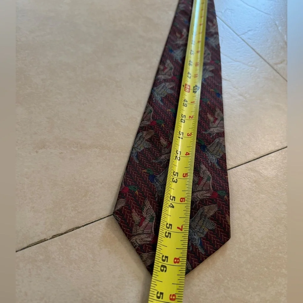 Robert Talbott‎ Best of Class Tie Flying Mallard Duck Hunting Red Silk USA